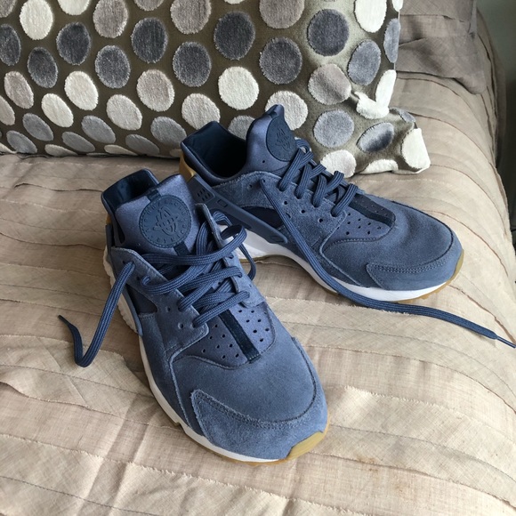 Nike Blue Suede Shoes 💙💙💙 - Picture 1 of 5